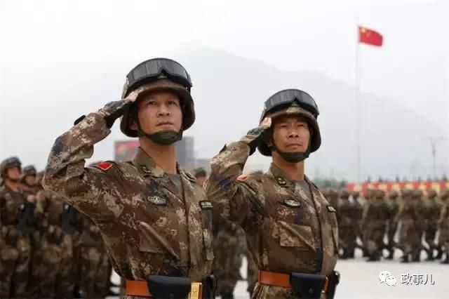 两位军官新晋升上将军，荣耀背后的责任与担当，两位新晋上将军的荣耀与责任，担当背后的力量