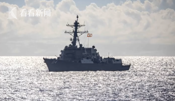 外媒称美舰正在穿越台湾海峡，海峡局势与大国博弈的新视角，外媒报道，美国军舰穿越台湾海峡与大国博弈的新视角分析