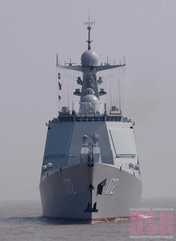 昆明舰，中国海军的骄傲——052D型驱逐舰图片解析，昆明舰揭秘，中国海军的骄傲——052D型驱逐舰深度解析
