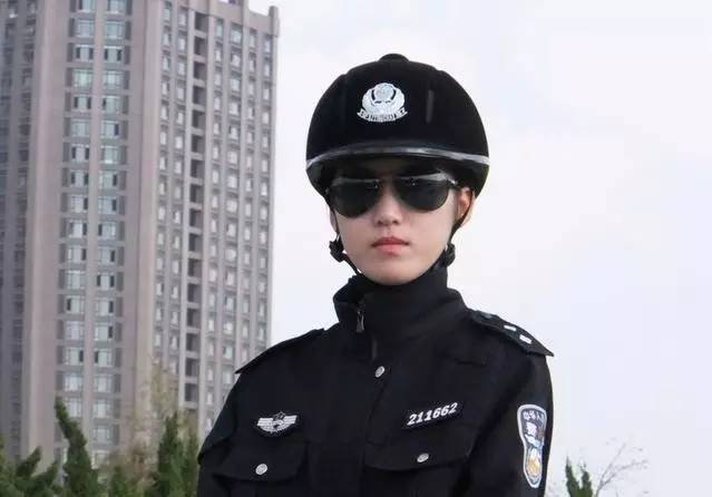 中国最漂亮的女警图片，中国女警风采，绝美图片欣赏